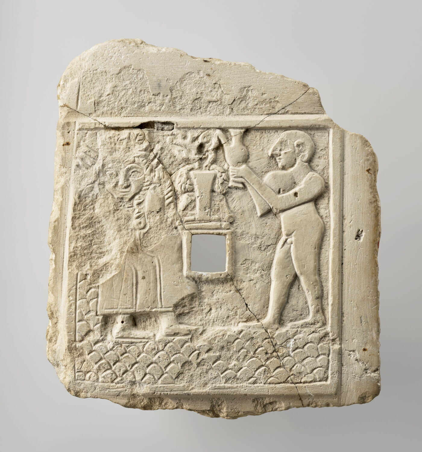 Relief perforé : libation pour une déesse de la végétation, Dynastique archaïque IIIA (Vers 2500 av. J. - C.) (-2600 - -2500)
