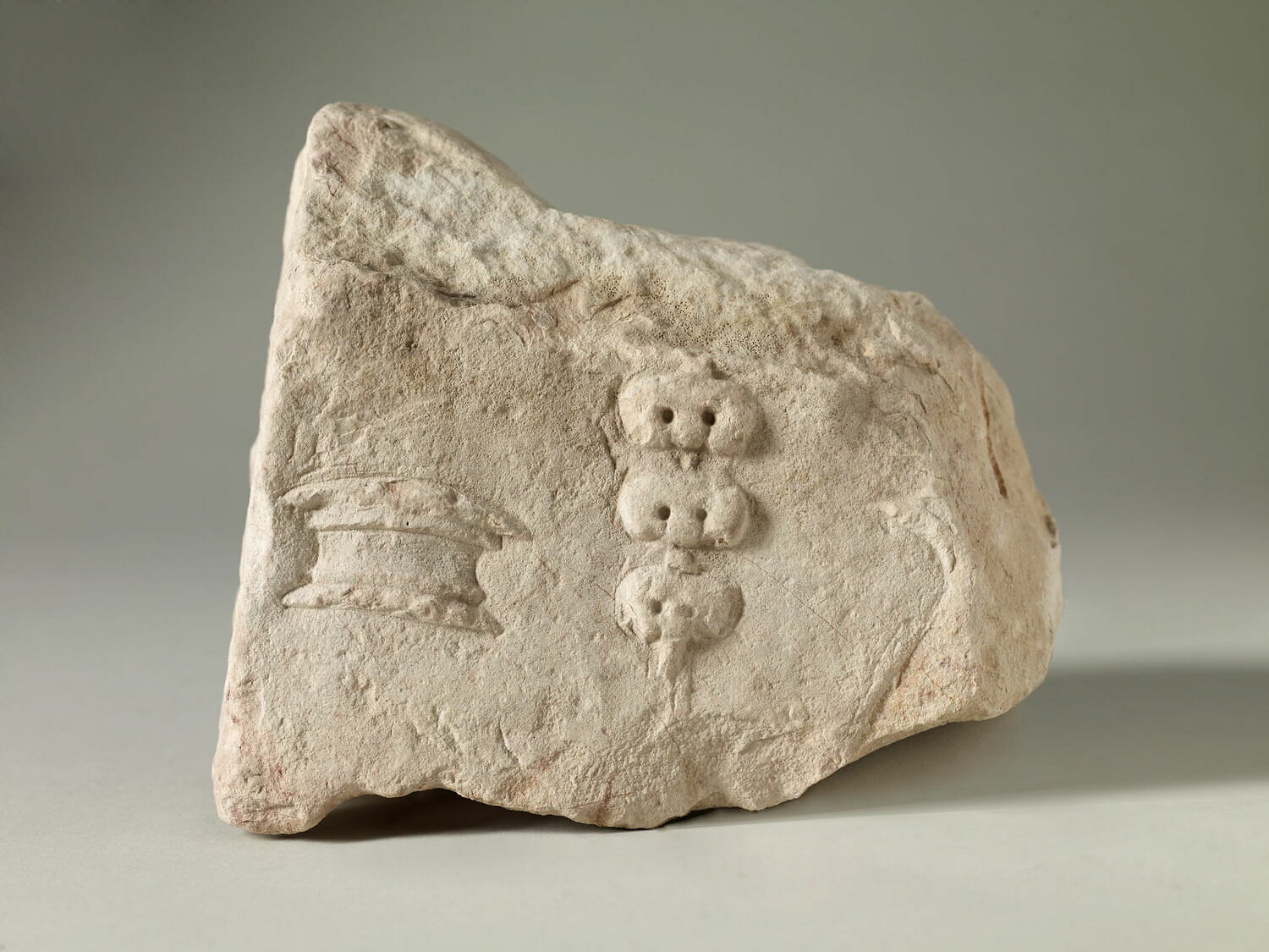 Fragment de stèle votive, II век до н. э. (200–100)