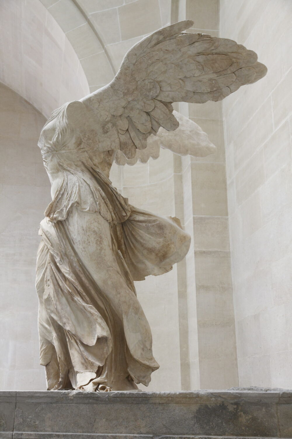 Victoire de Samothrace Louvre Collections