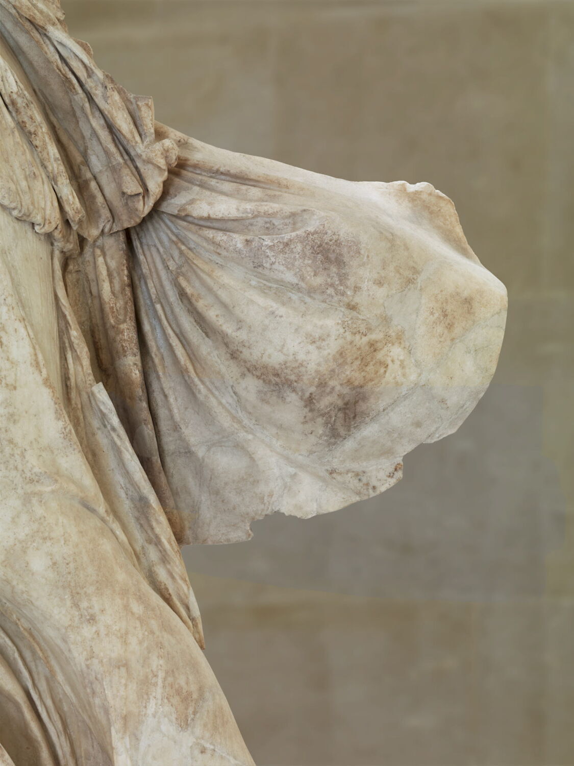 Victoire de Samothrace Louvre Collections