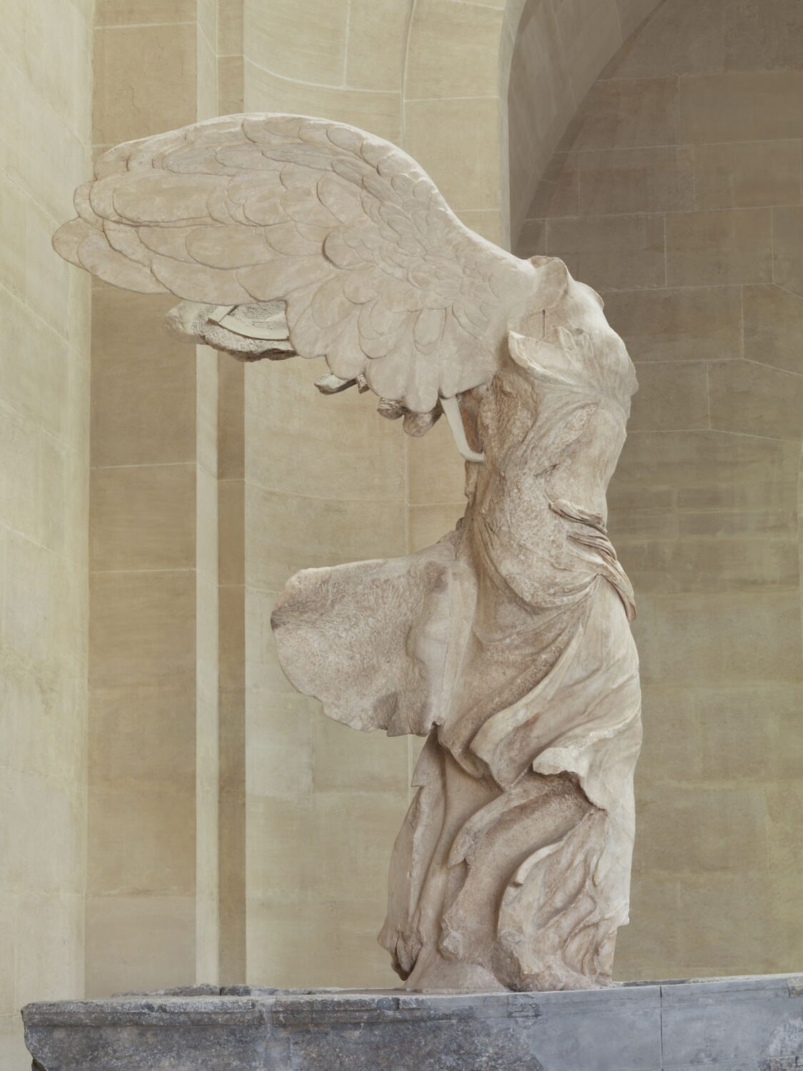 Victoire de Samothrace Louvre Collections