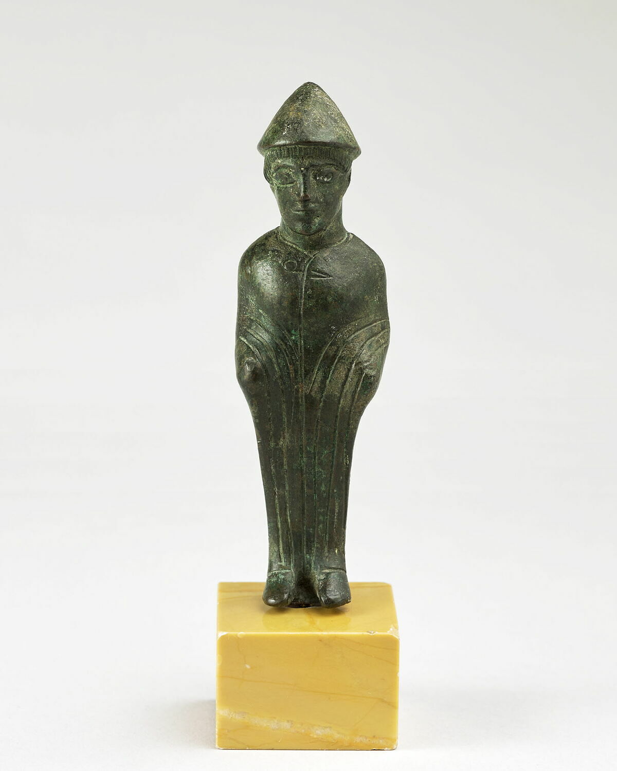 statuette, classique

Date de création/fabrication : 1e quart Ve s. av. J.-C. (-500 - -475)
