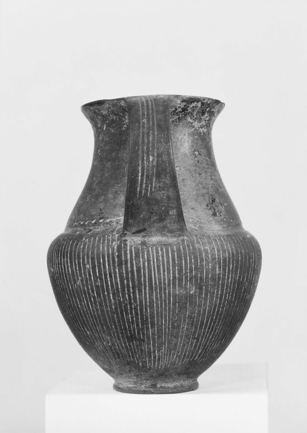 Visor Amphora