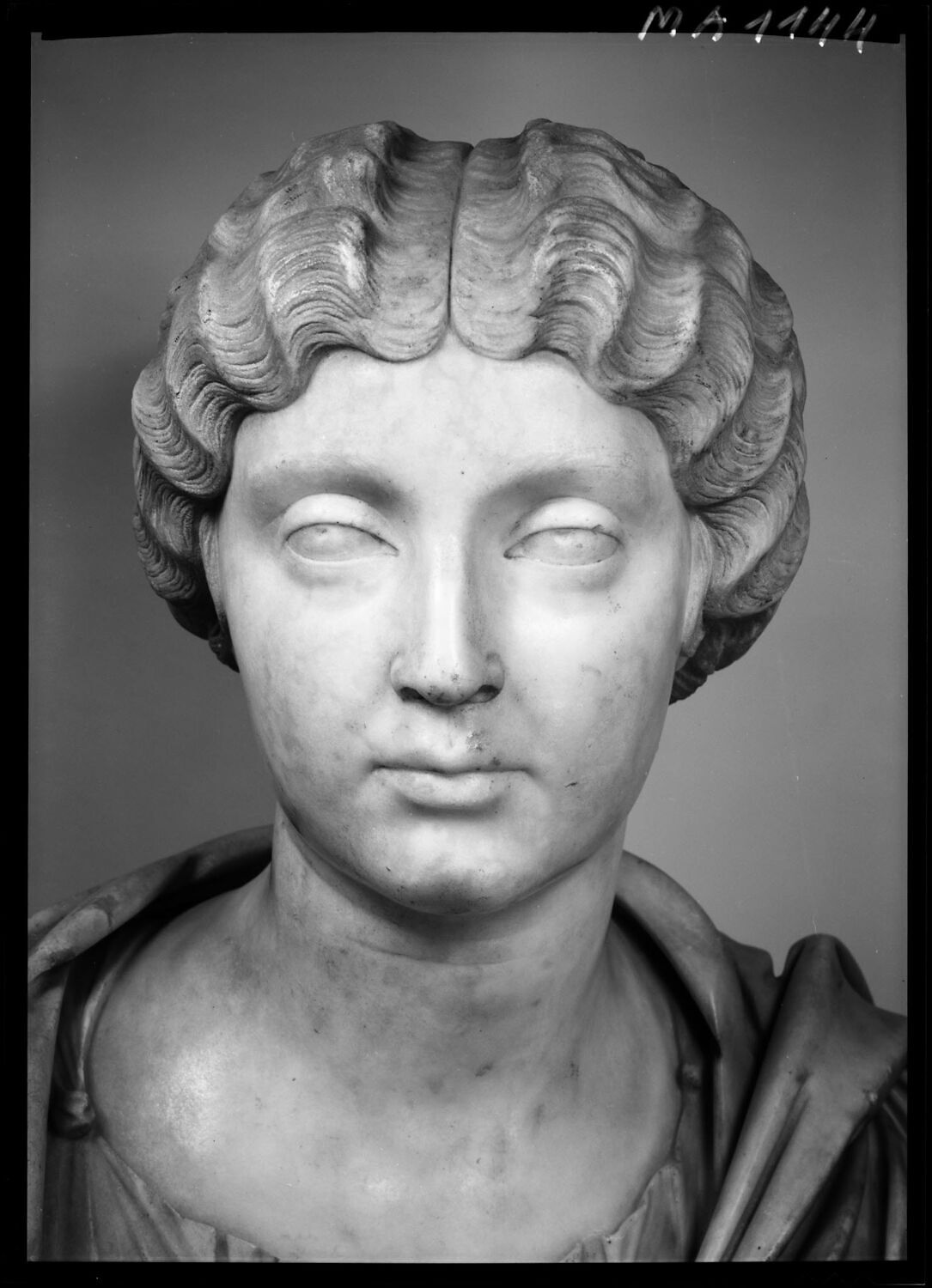 statue en buste, romain impérial

Date de création/fabrication : 3e quart IIe s. ap. J.-C. (vers 161)