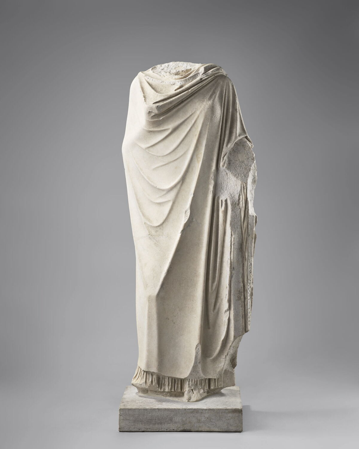 statue, romain impérial

Date de création/fabrication : Ie s. ap. J.-C. (?) ; IIe s. ap. J.-C. (?) (1 - 200)