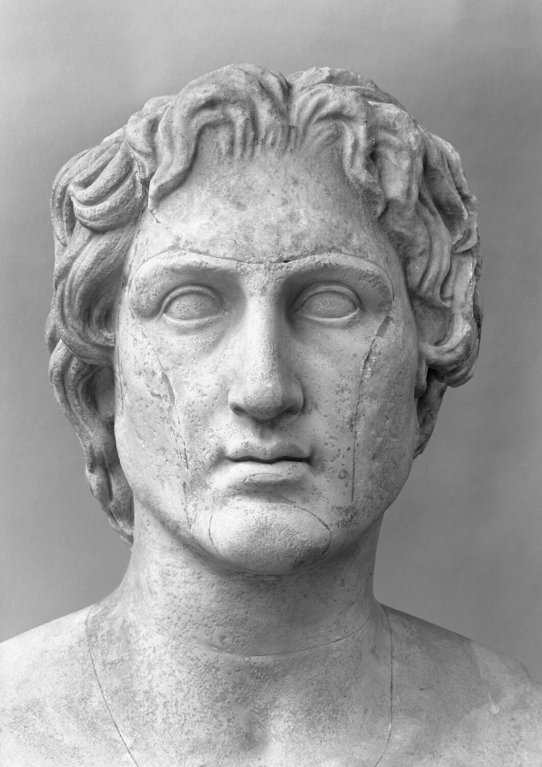 statue, romain impérial

Date de création/fabrication : IIe s. ap. J.-C. (?) (100 - 200)