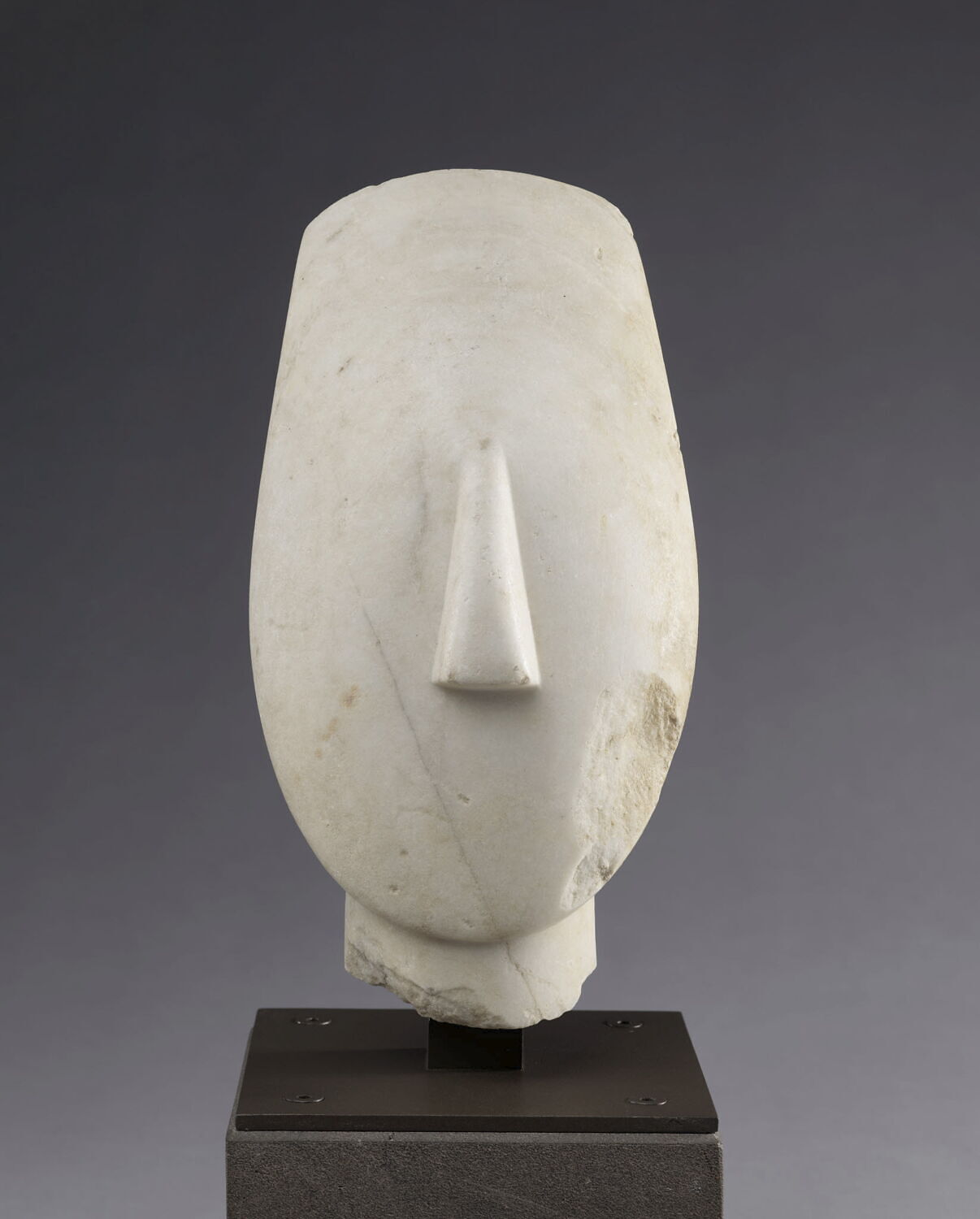 Tête de Kéros, "idole cycladique", groupe de Syros, bronze ancien ; cycladique ancien II

Date de création/fabrication : IIIe millénaire av. J.-C. (vers -2600 - -2400)