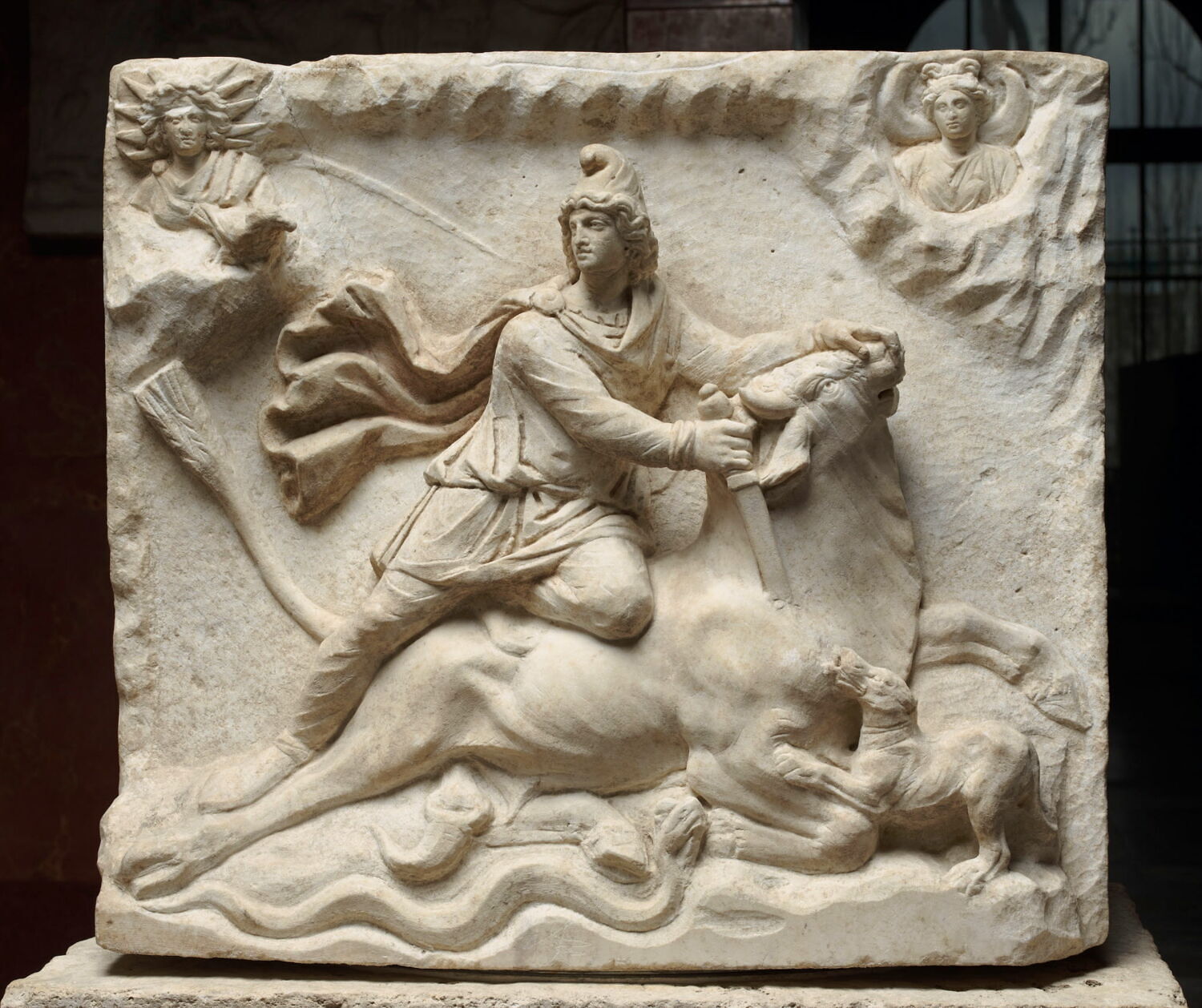 relief mithriaque, romain impérial

Date de création/fabrication : IIe s. ap. J.-C. ; IIIe s. ap. J.-C. (100 - 300)