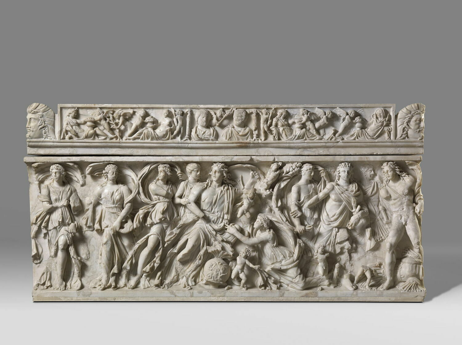 Département Des Antiquités Grecques étrusques Et Romaines sarcophage ; couvercle de sarcophage - Louvre Collections
