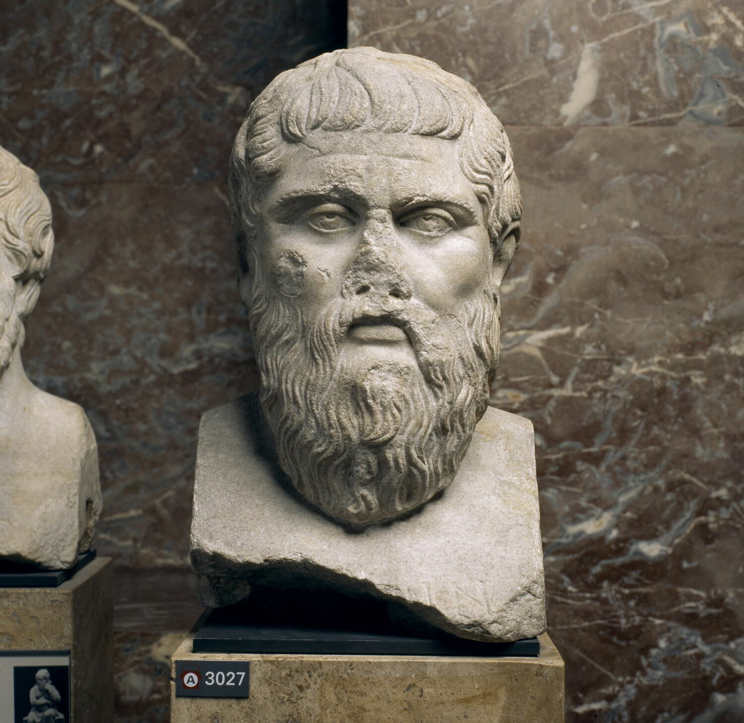 statue, romain impérial

Date de création/fabrication : IIe s. ap. J.-C. (?) (100 - 200)