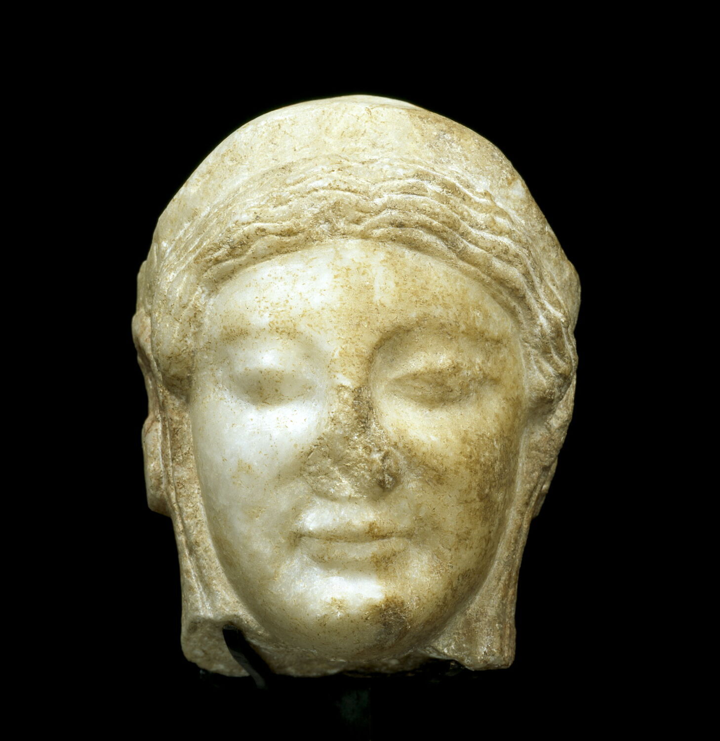 Tête de korè, archaïque

Date de création/fabrication : 4e quart VIe s. av. J.-C. (vers -520 - -510)
