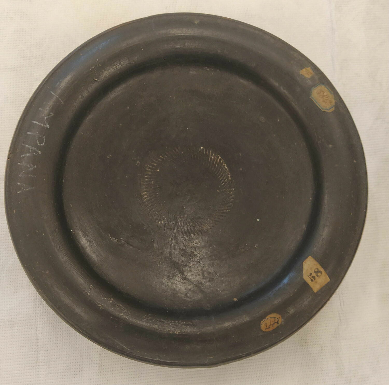 plat ; assiette  ; coupe