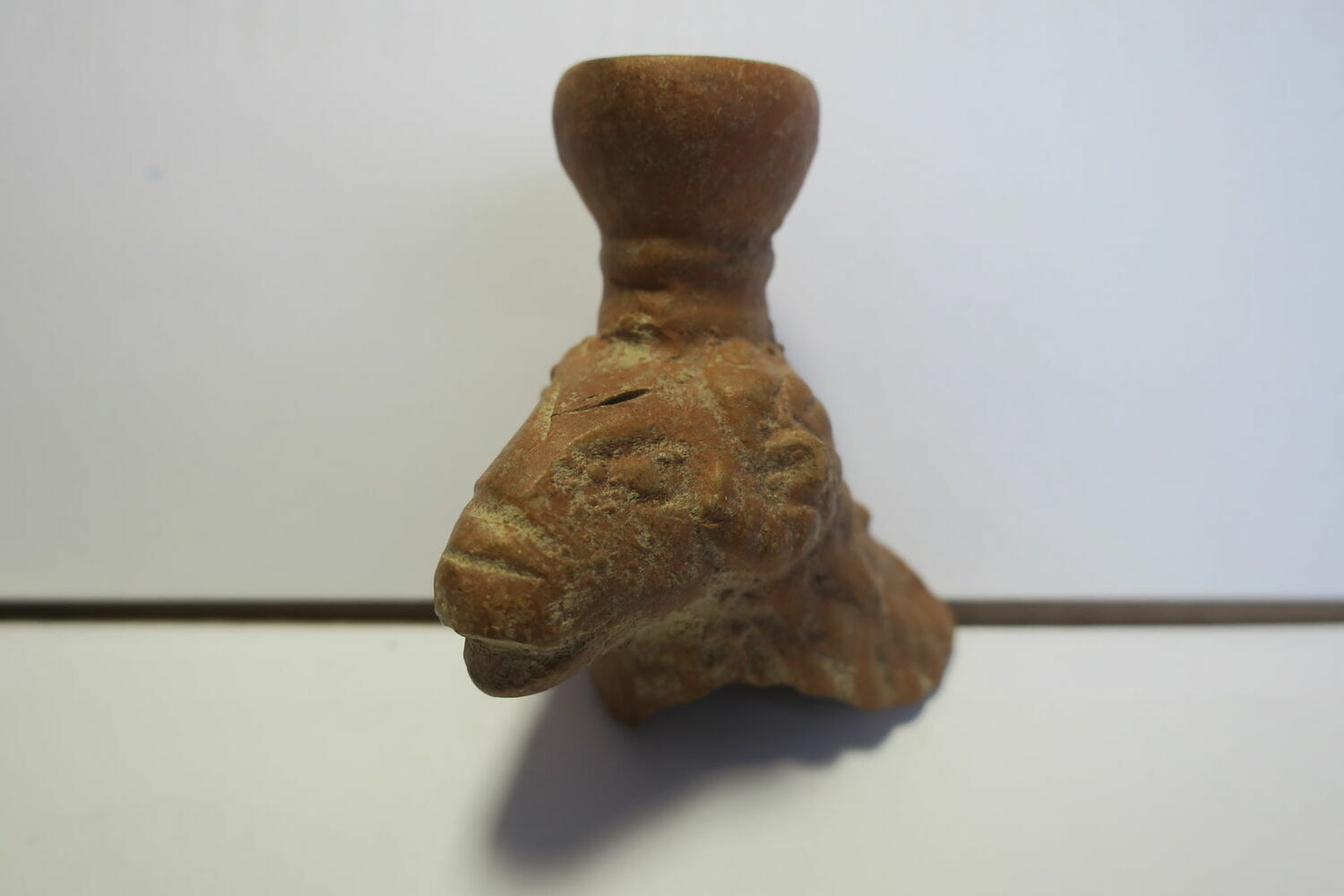 vase plastique ; fragment