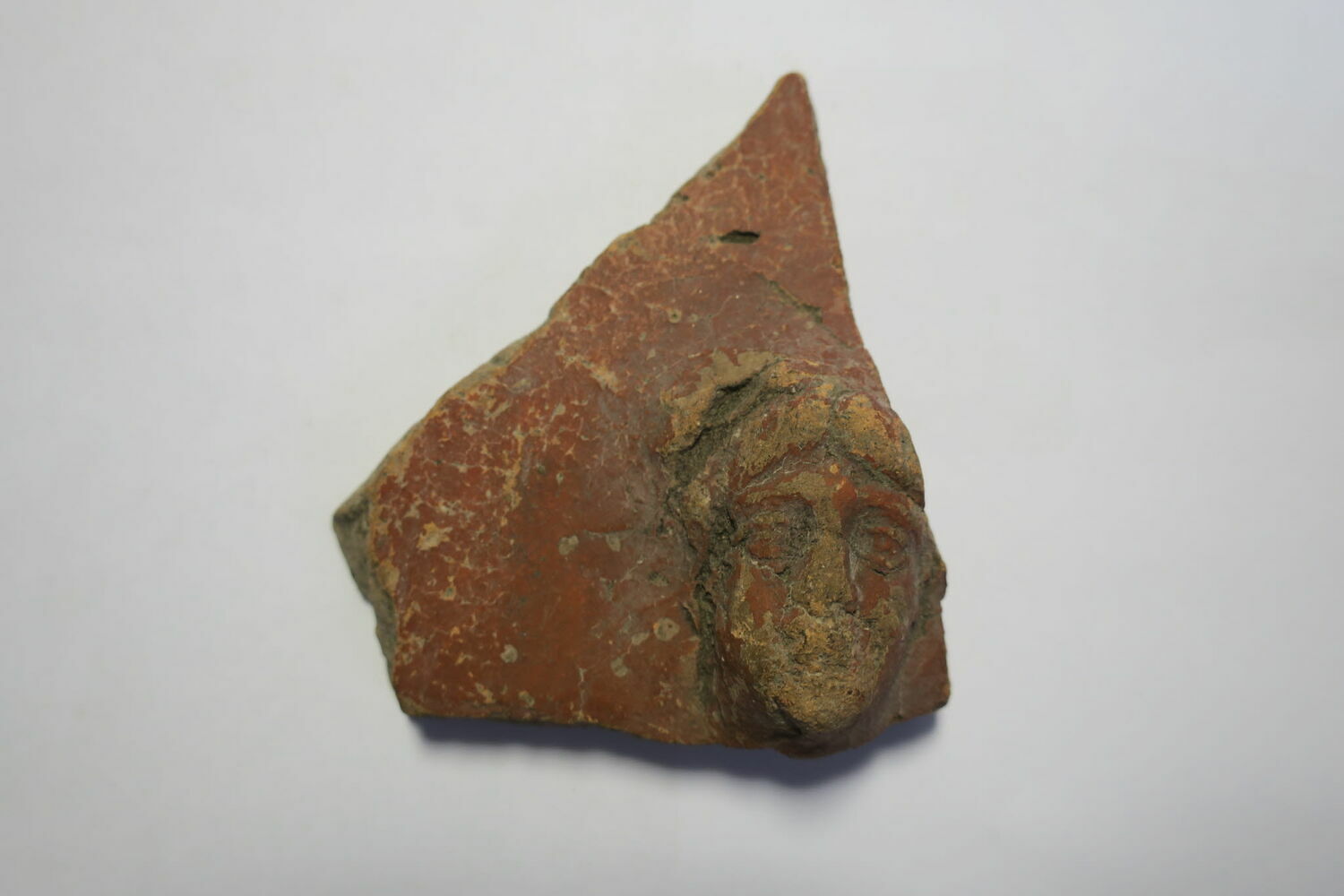 relief ; fragment