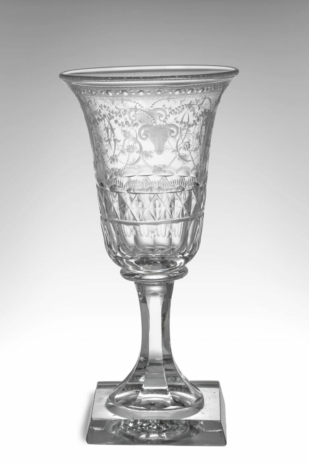 Verre à pied avec étui