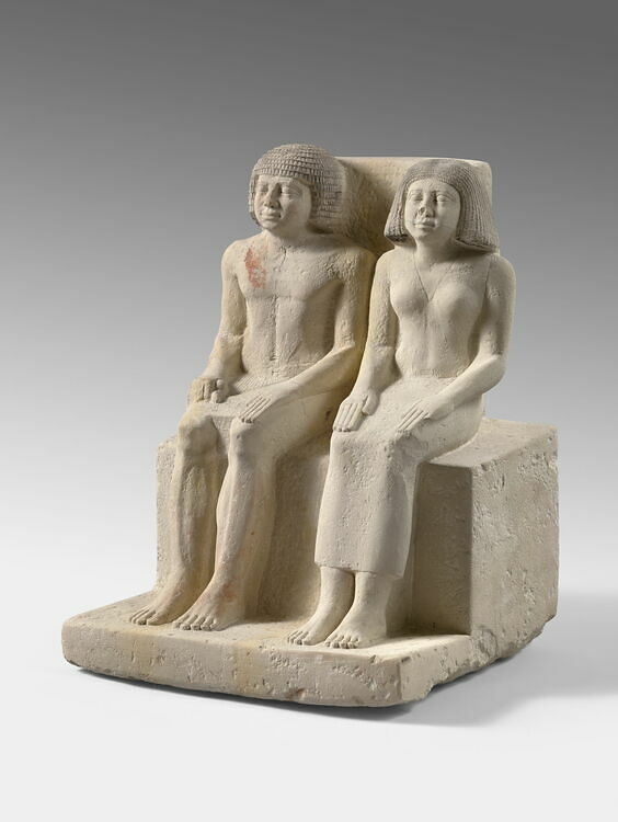 Sculpture en terre Cuite représentant un couple de paysans p