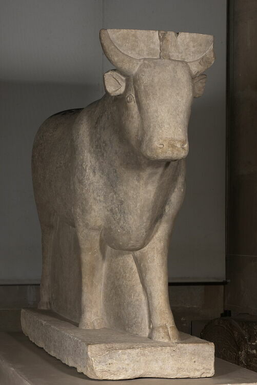 Statue of Apis