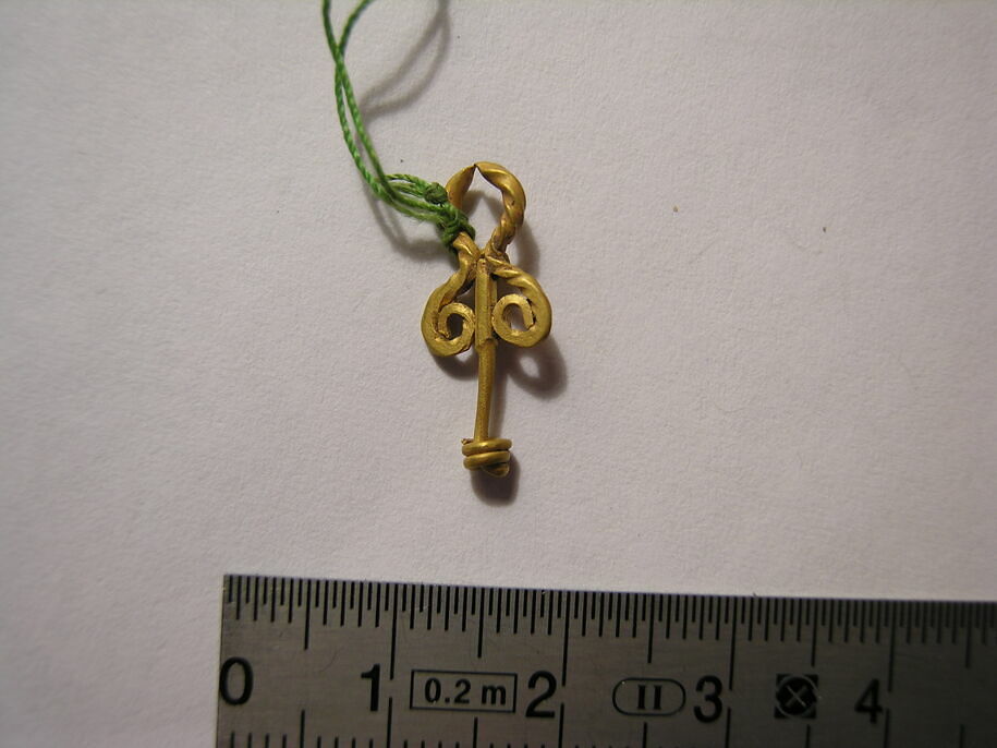 Pendentif Ou Boucle D'oreille Vintage 1970 – Pièce Unique, Homme