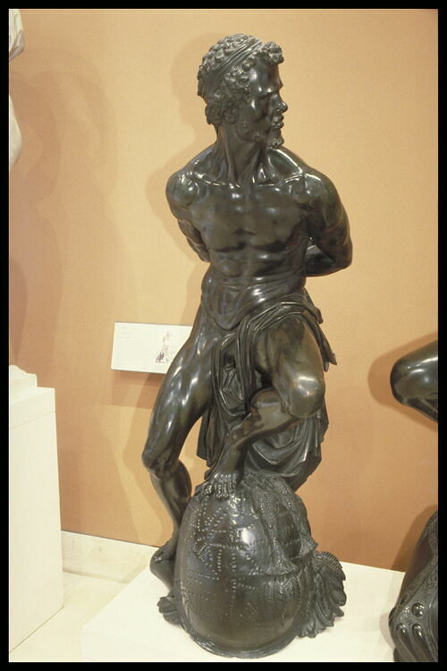 Captif enchaîné Louvre Collections