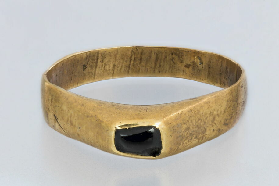 Bague - Louvre site des collections