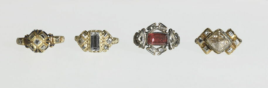 Bague - Louvre site des collections