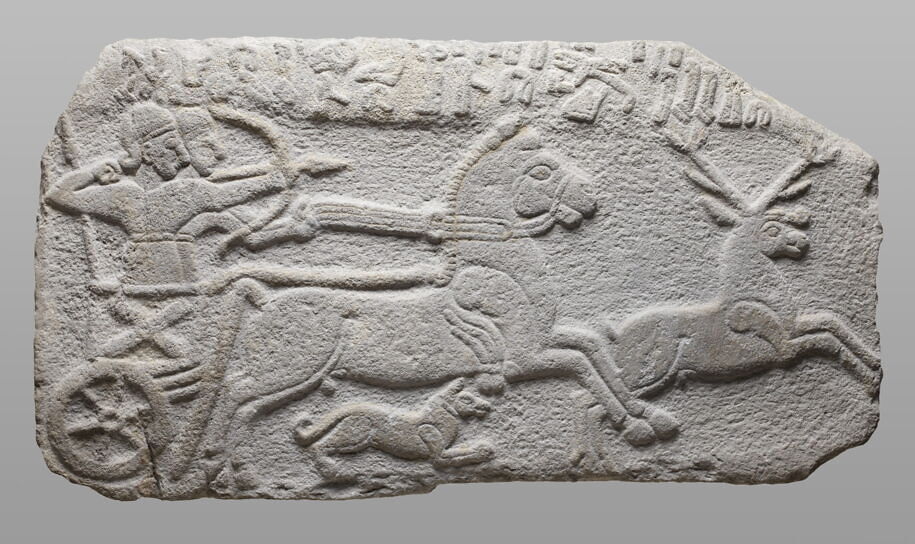 Relief : scène de char - Louvre site des collections