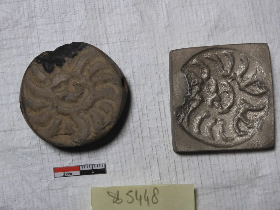 calotte ; cachet - Louvre site des collections