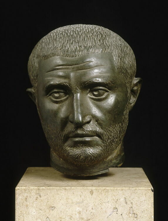Tête d’inconnu dit Trébonien Galle - Louvre site des collections