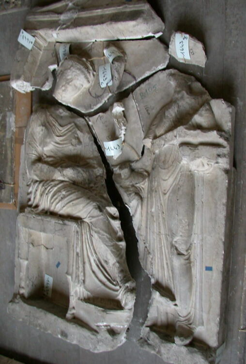 Stèle Funéraire Attique Dite “de Phrasicléia” Louvre Collections 