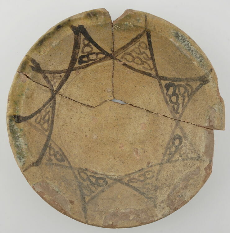 Coupe à décor d'étoiles multipointes marqués d'ocelles - Louvre site ...
