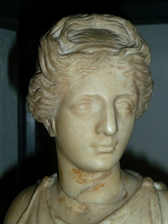 statue Louvre Collections