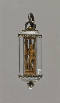 Pendentif en forme de lanterne : la Crucifixion ; la Descente de Croix., image 2/3