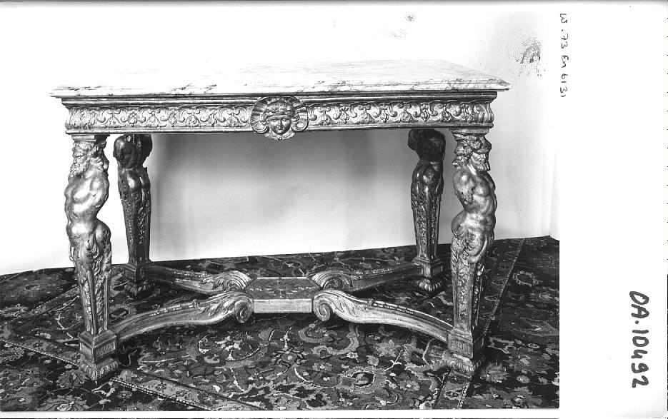Table de milieu