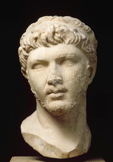 statue, romain impérial

Date de création/fabrication : 1e quart Ie s. ap. J.-C. ; 2e quart Ie s. ap. J.-C. (10 d'après Landwehr ; 30-40 d'après Fittschen) (vers 10 - 40)