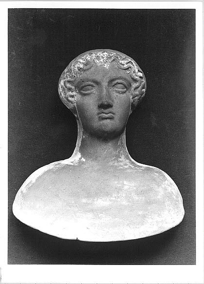 figurine en buste, classique

Date de création/fabrication : 2e quart Ve s. av. J.-C. ; 3e quart Ve s. av. J.-C. (-475 - -425)