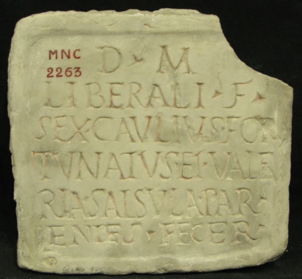 plaque de loculus ; inscription - Louvre site des collections