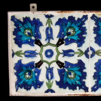 Carreau aux tulipes et fleurons alternés, image 2/3