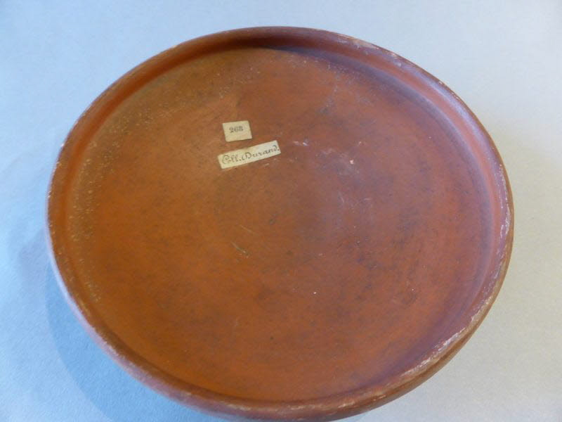 assiette ; coupelle