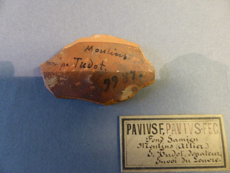 vase ; fragment