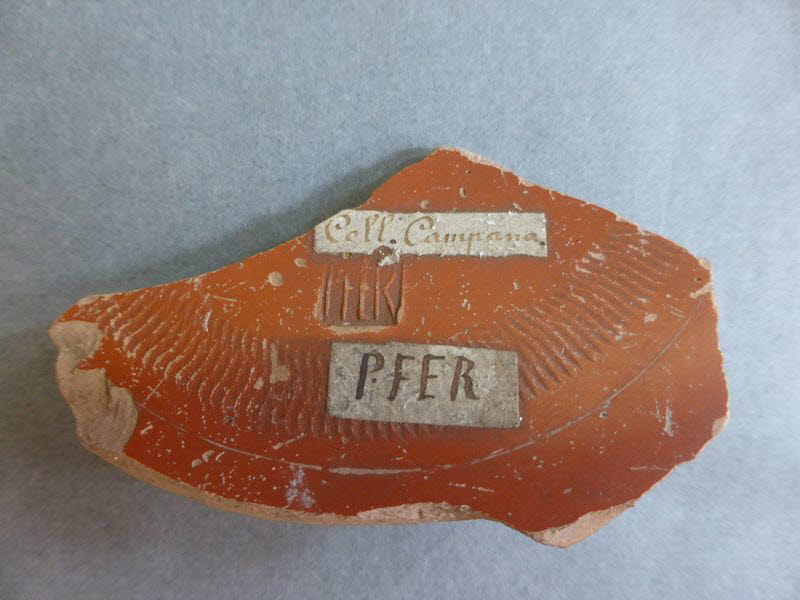 vase ; fragment