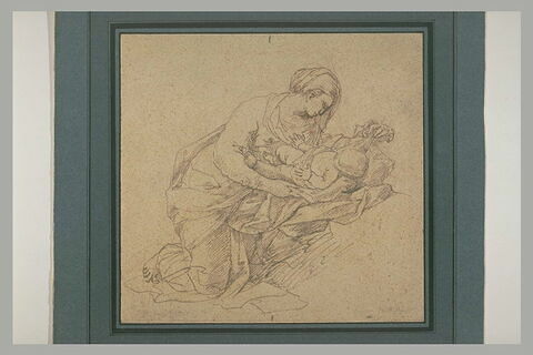 La Vierge à genoux enveloppant d'un drap l'Enfant Jésus, image 2/2