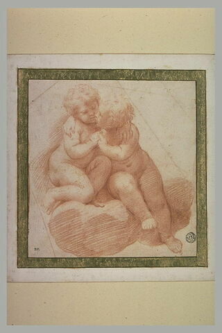 Deux enfants nus s'enlaçant sur des nuages, image 2/2