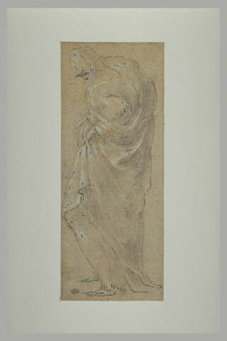 Une figure drapée, debout, tournée vers la gauche, vue de dos, image 2/2