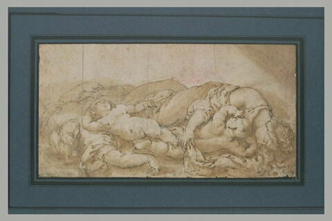 Deux femmes avec leurs enfants, étendus à terre, endormis, image 2/2