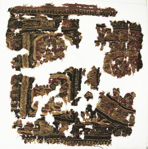 plastron de tunique ; fragments, image 2/2
