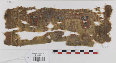 plastron de tunique ; fragment, image 1/2