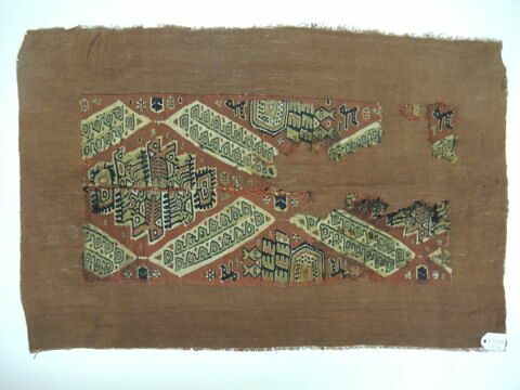 bande décorative d'habillement ; fragments, image 2/2