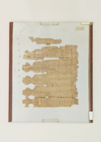 Papyrus Chassinat 8, image 2/2