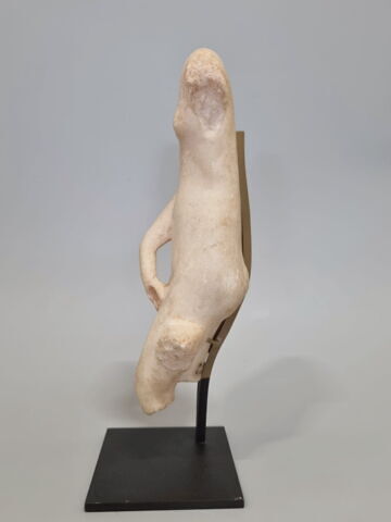 statue, image 5/6