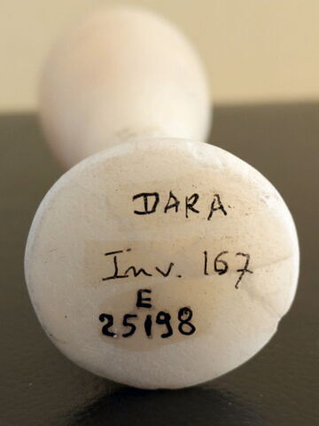 vase-hes ; vase simulacre, image 2/3